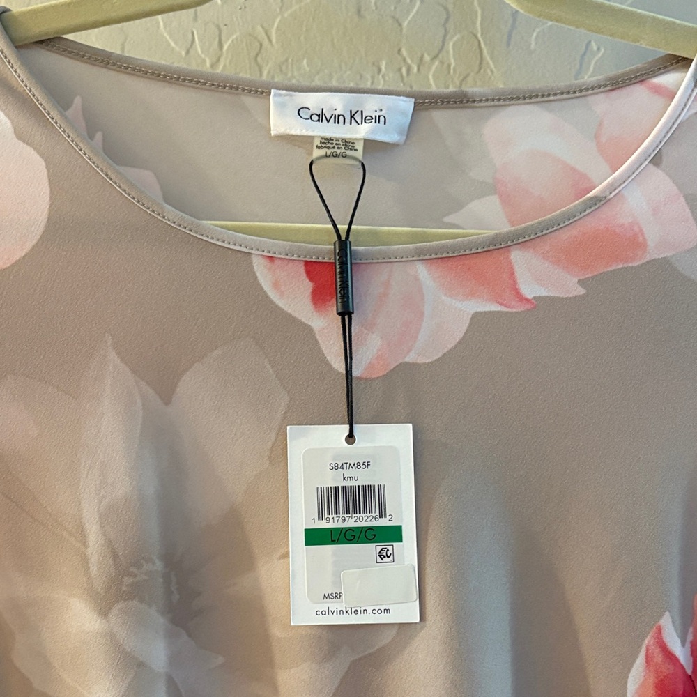 NWT Calvin Klein Floral Blouse - Pink and Cream - Picture 3 of 5